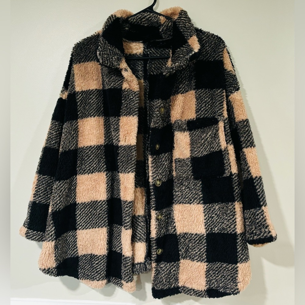 SHEIN Plus Plaid Pattern Drop Shoulder Teddy Coat